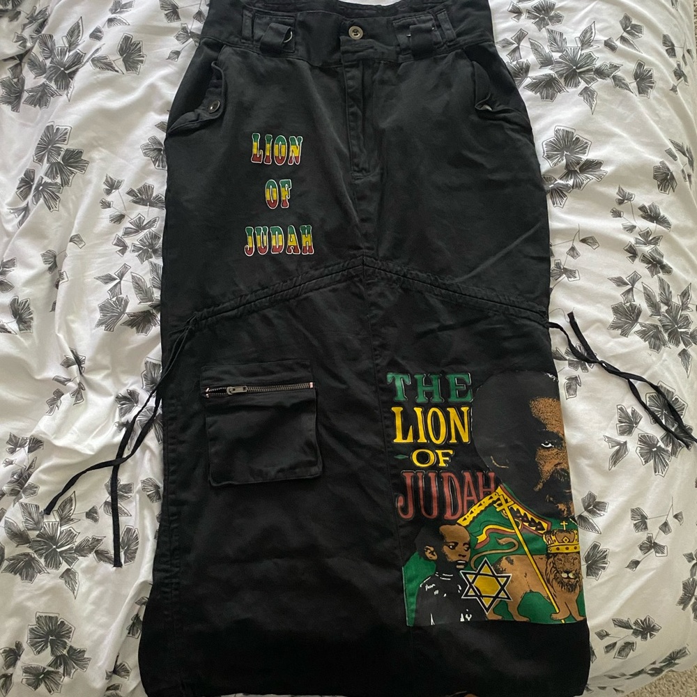 Lion of Judah maxi skirt size 10
